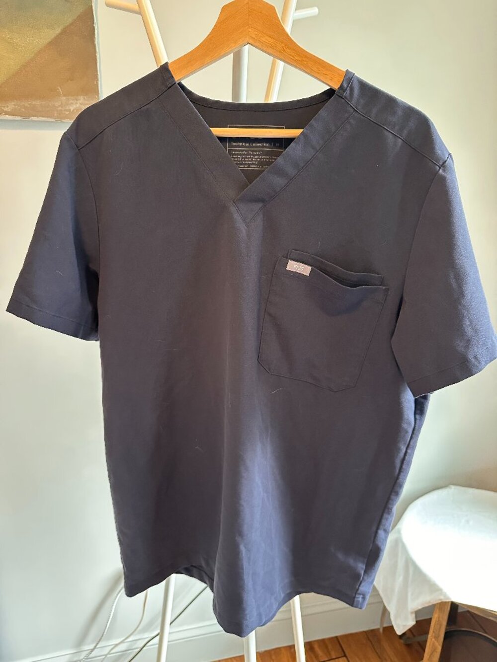 FIGS Catarina Scrub Top Graphite Gray One Pocket V-Neck Technical Collection